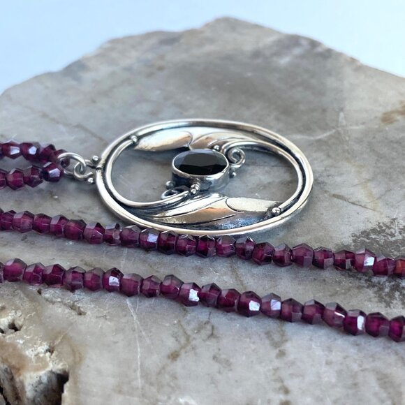 Sterling Silver 925 Beaded Oval Art Nouveau Style Garnet Pendant Necklace 18" - Picture 3 of 16